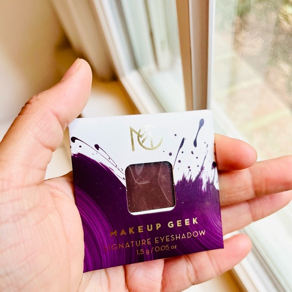 COPY - 💄GIVE ME THE DIRT💄Makeup Geek Signature Eyeshadow NWT - Picture 2 of 3